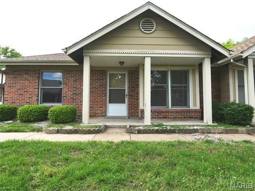 12228 Tarpon Drive, Florissant, MO, 63033 | Card Image