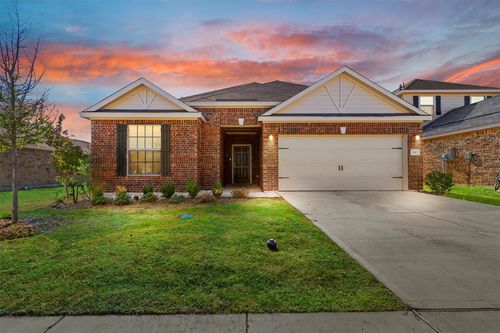 110 Magnolia Dr, Sanger, TX, 76266-1620 | Card Image
