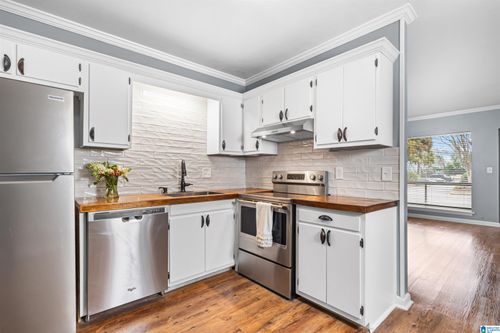 condo-unit-5757 Hanover Circle, BIRMINGHAM, AL, 35205 | Card Image