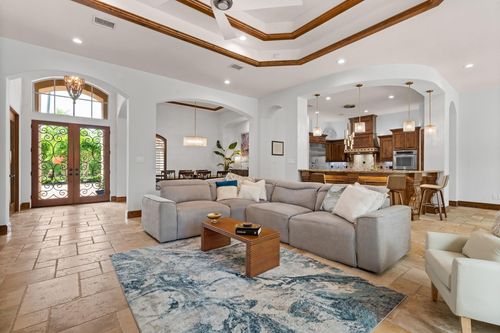 22 Johnathan Landing Ct, The Woodlands, TX, 77389-4237 | Card Image