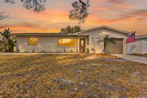 1824 59th Way N, St Petersburg, FL, 33710-5026 | Card Image