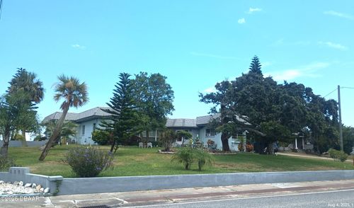 2201 S Peninsula Dr, DAYTONA BEACH, FL, 32118-5313 | Card Image