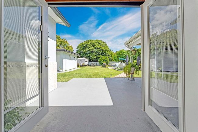 10371 Sw 146 Th St, House other with 5 bedrooms, 3 bathrooms and null parking in Miami FL | Image 33