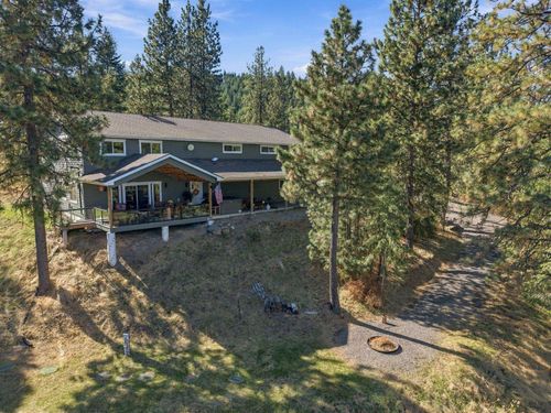 6807 S Bridle Ln, Greenacres, WA, 99016-5352 | Card Image