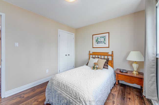 239 Centre St, House other with 4 bedrooms, 2 bathrooms and 6 parking in Angus ON | Image 15