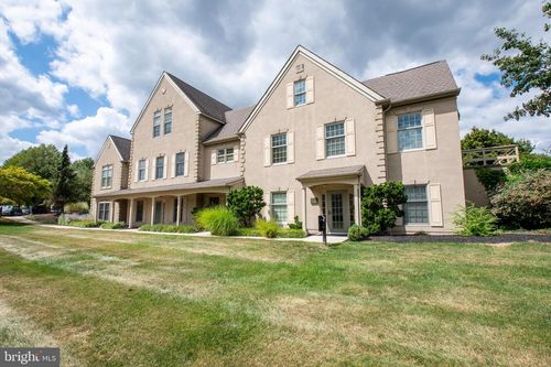 302 Hyde Park, DOYLESTOWN, PA, 18902-6605 | Card Image