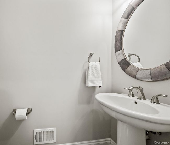 26-web-or-mls-P2144947.jpg | Image 16