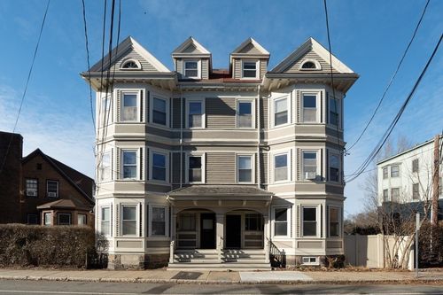 apt-2-201 High St, Brookline, MA, 02445-7083 | Card Image