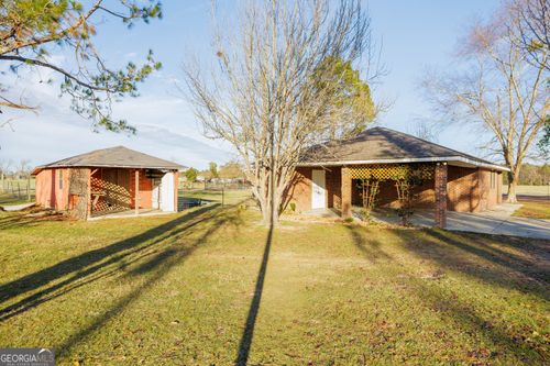 18 Eddye Ln, Ray City, GA, 31645-6901 | Card Image