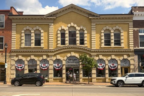 409 Main St, Red Wing, MN, 55066-2324 | Card Image