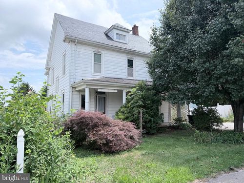 63 N Market Street, FAWN GROVE, PA, 17321 | Card Image