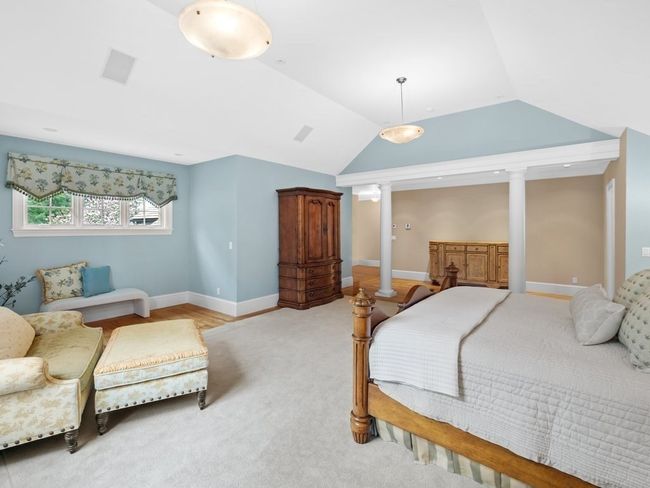 29 Philip St, House other with 6 bedrooms, 7 bathrooms and 6 parking in Medfield MA | Image 17