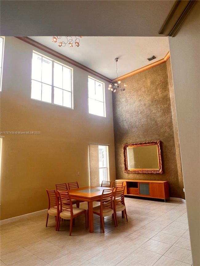 0 - 11336 Nw 47 Th Ln, House other with 4 bedrooms, 3 bathrooms and null parking in Doral FL | Image 9