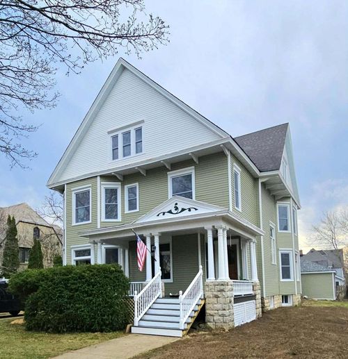 1720 College Avenue, RACINE, WI, 53403 | Card Image