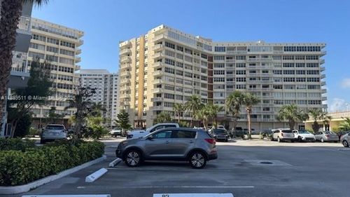 apt-342-1801 S Ocean Dr, Hallandale Beach, FL, 33009-4946 | Card Image
