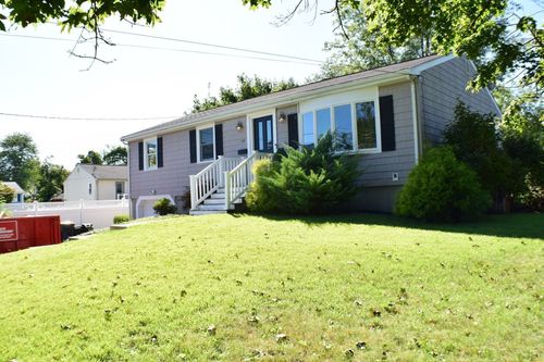 109 Homer Dr, Somerset, MA, 02726-5913 | Card Image