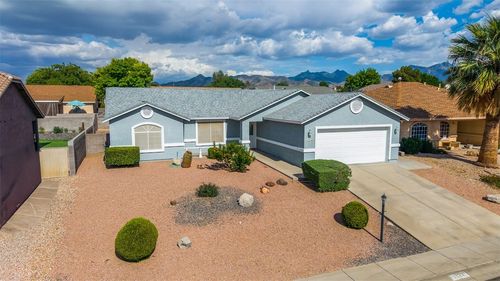 2144 Ridgeview Rd, Kingman, AZ, 86401-6545 | Card Image