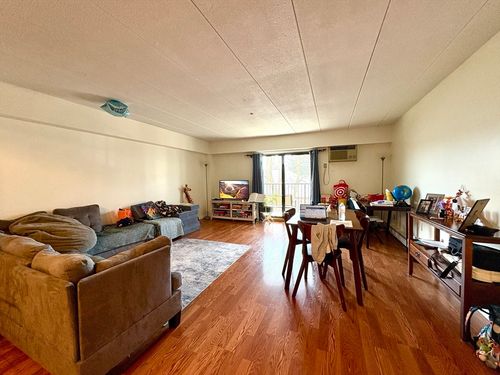 apt-308-125 Pleasant St, Brookline, MA, 02446-7180 | Card Image