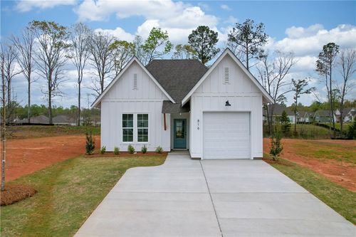 816 Hunters Way, OPELIKA, AL, 36801-6651 | Card Image