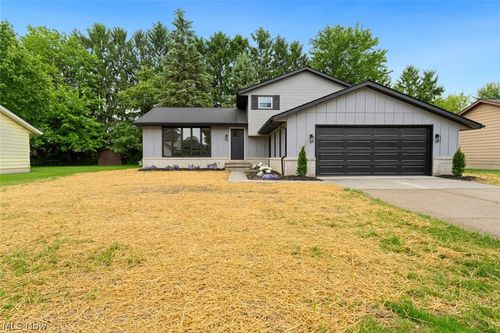 3494 Monterey Circle, Brunswick, OH, 44212 | Card Image