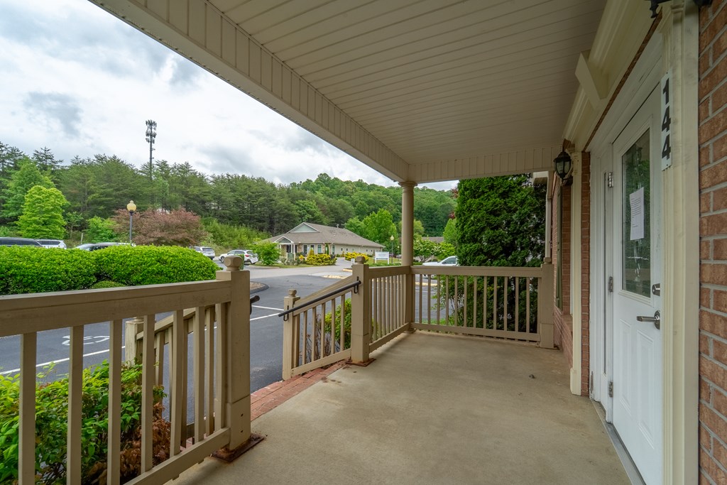 Commercial Sale in Franklin 4