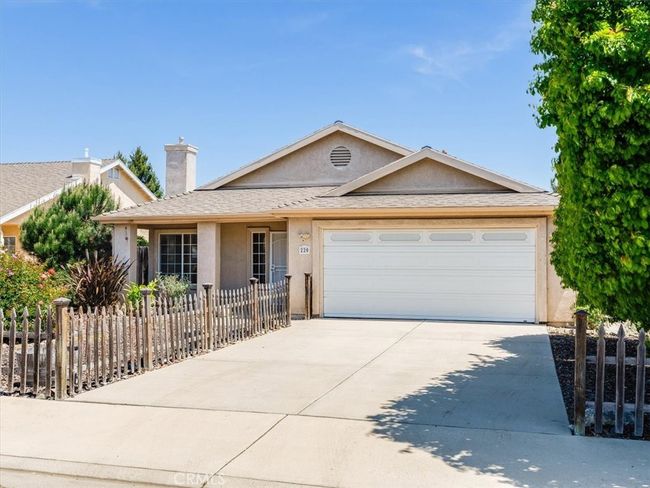 220 N Burton St, House other with 3 bedrooms, 2 bathrooms and 2 parking in Nipomo CA | Image 6