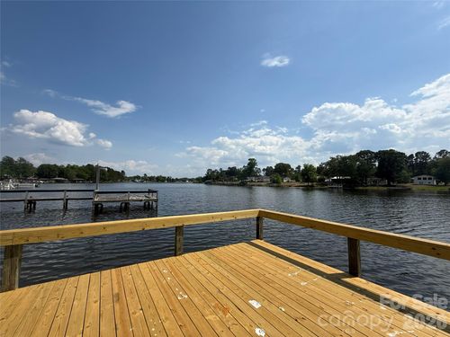 1062 Mill Creek Dr, Manning, SC, 29102-5475 | Card Image