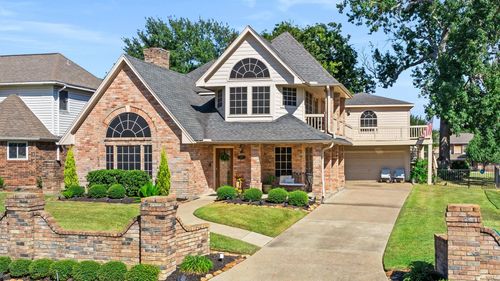 6971 Breezy Pt, Willis, TX, 77318-9177 | Card Image