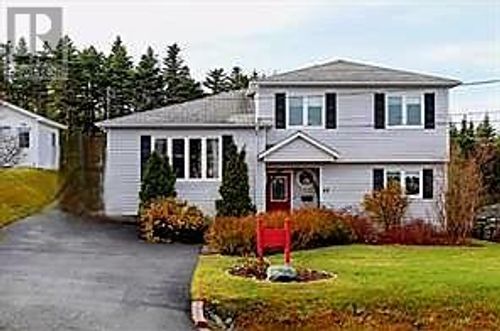 42 Autumn Drive, St.John's, NL, A1A4Z6 | Card Image