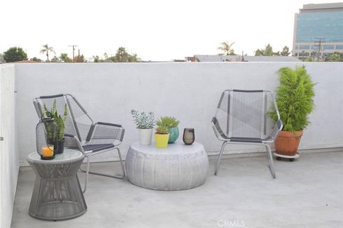b-423 1/2 Westminster Ave, Newport Beach, CA, 92663-4277 | Card Image