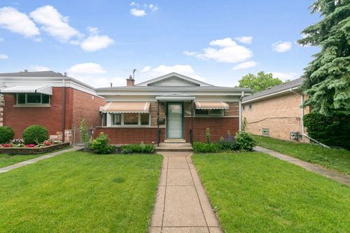 2317 Forest Ave, North Riverside, IL, 60546-1324 | Card Image