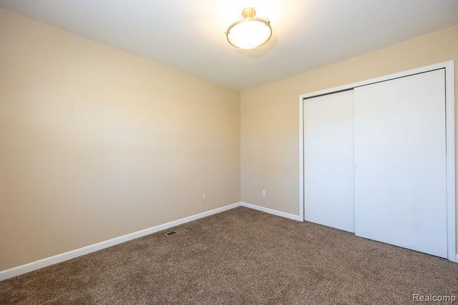 304 Tecumseh St, House other with 3 bedrooms, 1 bathrooms and null parking in Clawson MI | Image 25