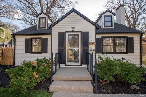 616 Rose St, West Lafayette, IN, 47906-2747 | Card Image