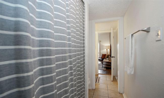APT-212B - 12900 Walden Rd, Townhouse with 1 bedrooms, 2 bathrooms and null parking in Montgomery TX | Image 16