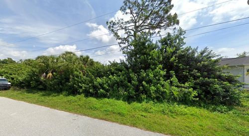 6042 Hooper Ln, ENGLEWOOD, FL, 34224-9305 | Card Image