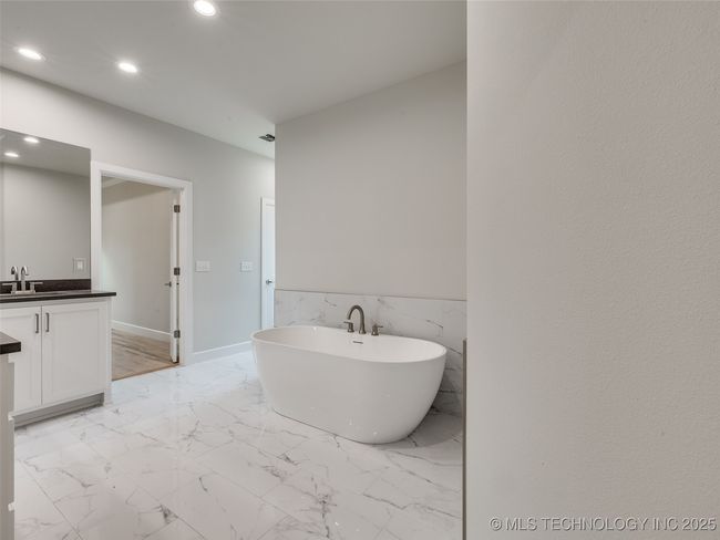 11264 S Fir Ave, House other with 4 bedrooms, 4 bathrooms and null parking in Jenks OK | Image 30