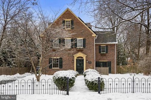 30 Summit St, PHILADELPHIA, PA, 19118-2833 | Card Image