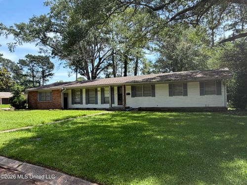 5877 Kinder Dr, Jackson, MS, 39211-3437 | Card Image
