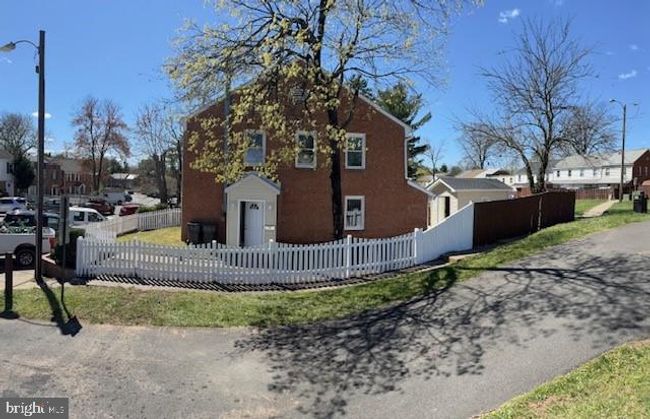 9252 Taney Rd, Townhouse with 3 bedrooms, 2 bathrooms and null parking in MANASSAS VA | Image 6