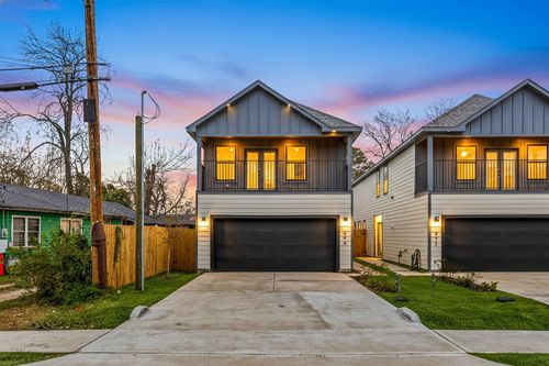 884 Prosper St, Houston, TX, 77088-6366 | Card Image