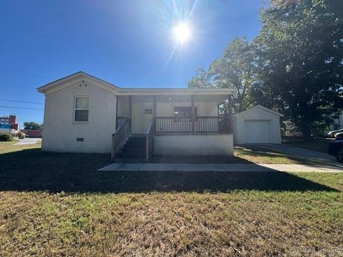 1021 Circle Dr, Benton, AR, 72015-3324 | Card Image