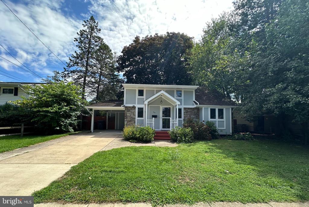 Bradley Ave, Rockville, MD 20851