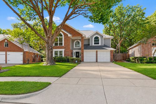 3400 Paint Brush Ln, Bedford, TX, 76021-4048 | Card Image