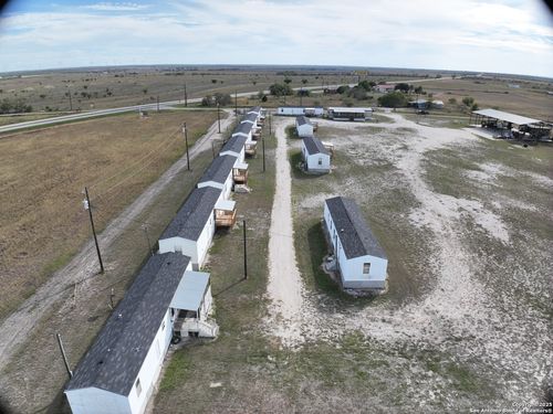 6542 County Road 152, Kenedy, TX, 78119 | Card Image