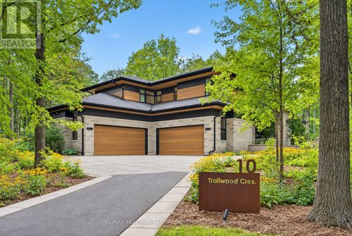 10 Trailwood Crescent, Richmond Hill, ON, L4E3L9 | Card Image