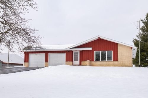 W1805 State Road 16, Ixonia, WI, 53036 | Card Image