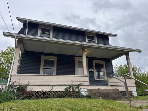 1713 Regal Avenue Ne, Canton, OH, 44705 | Card Image