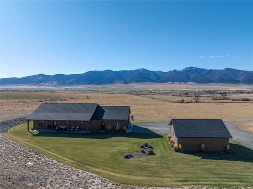55 Vigilante Ln, Sheridan, MT, 59749-9587 | Card Image