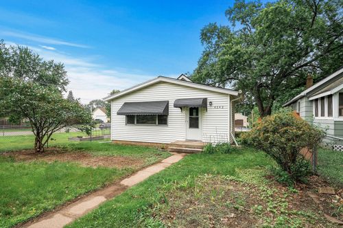 4242 Zane Ave N, Crystal, MN, 55422-1651 | Card Image
