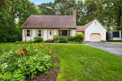 10 Little Acorn Ln, Forestdale, MA, 02644-1301 | Card Image